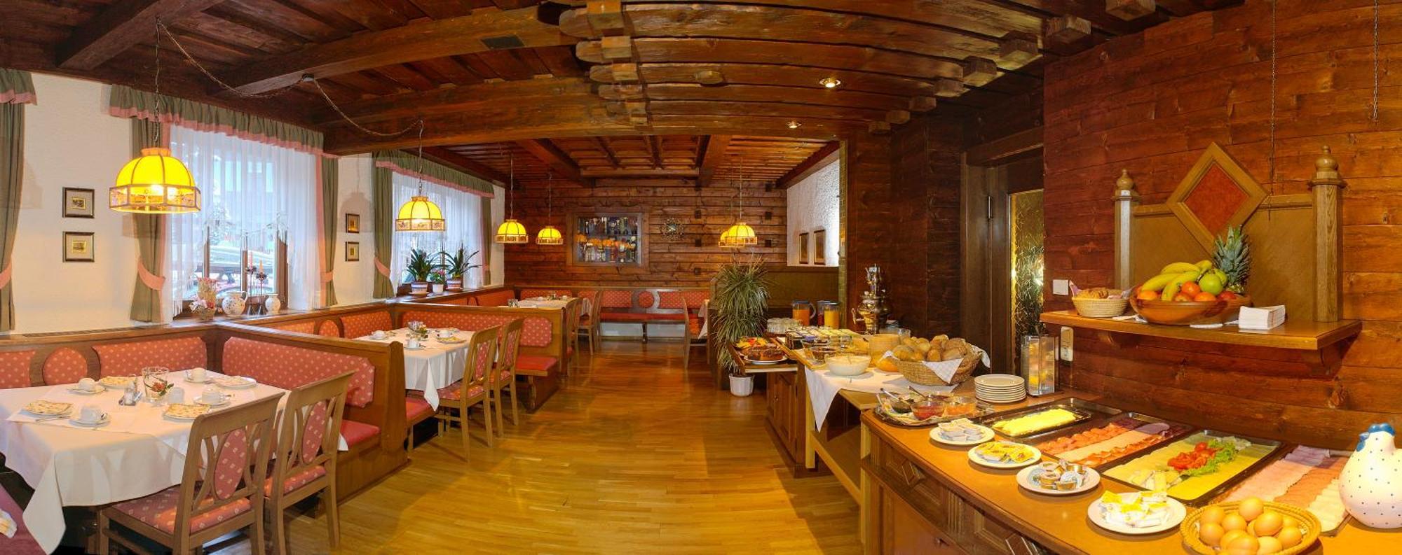 Landhotel Almroesl Im Grossarltal Huttschlag Exterior photo